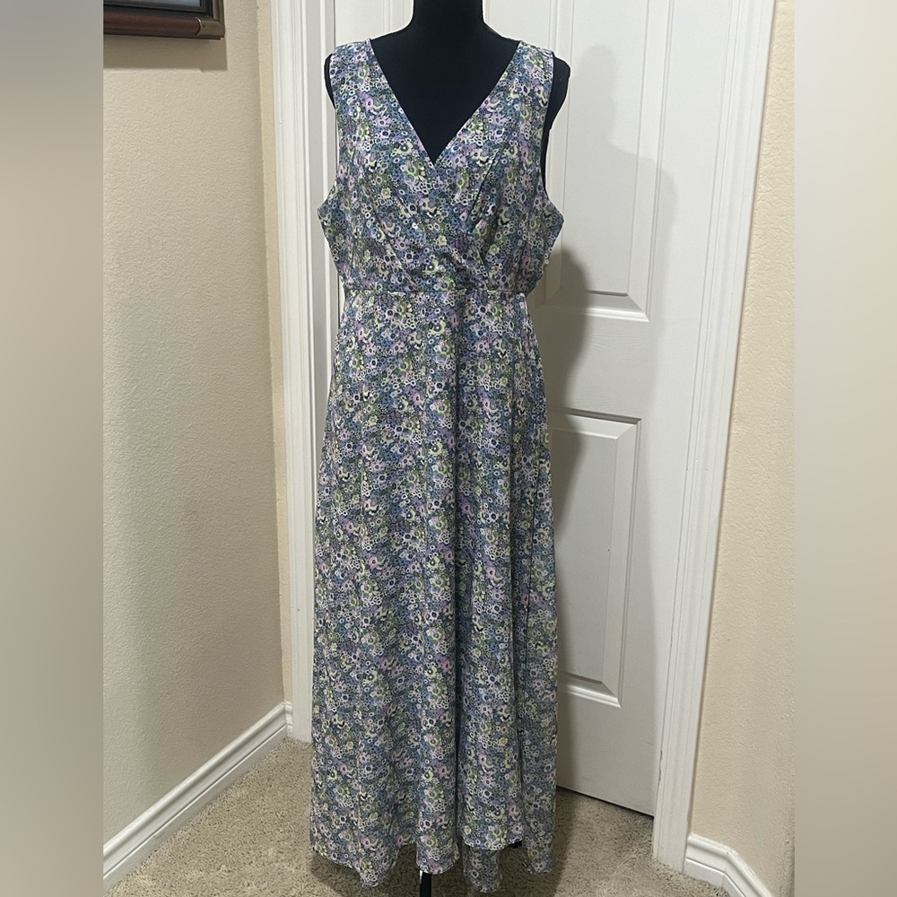 JACLYN SMITH FLORAL PRINT CHIFFON WRAP FRONT MAXI DRESS SIZE L.